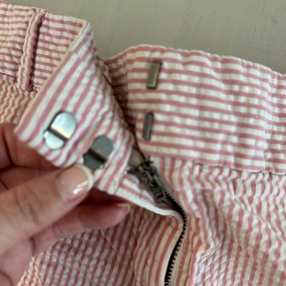 Loft Outlet Women’s 4” Short Pink and White Stripe Scalloped Shorts Sz 12 GUC - Picture 5 of 10